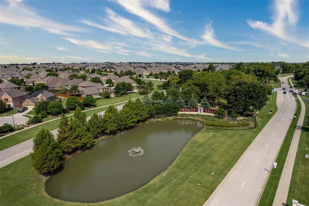 7601 Calhoun Cove