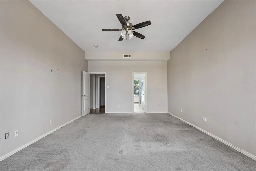 3601 Charleston Drive