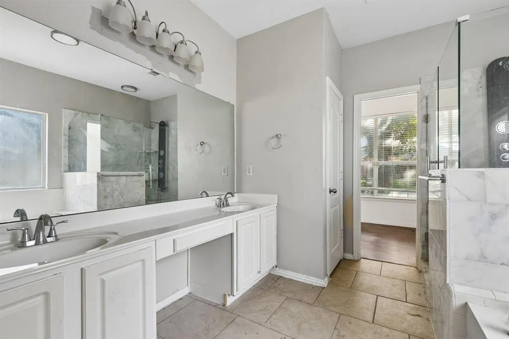 3601 Charleston Drive
