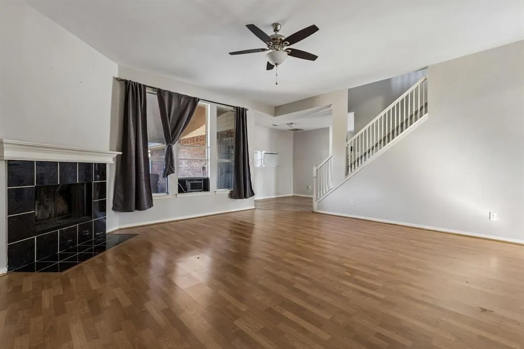 3601 Charleston Drive