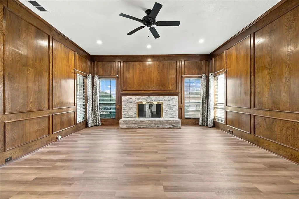 702 Mount Vernon Drive