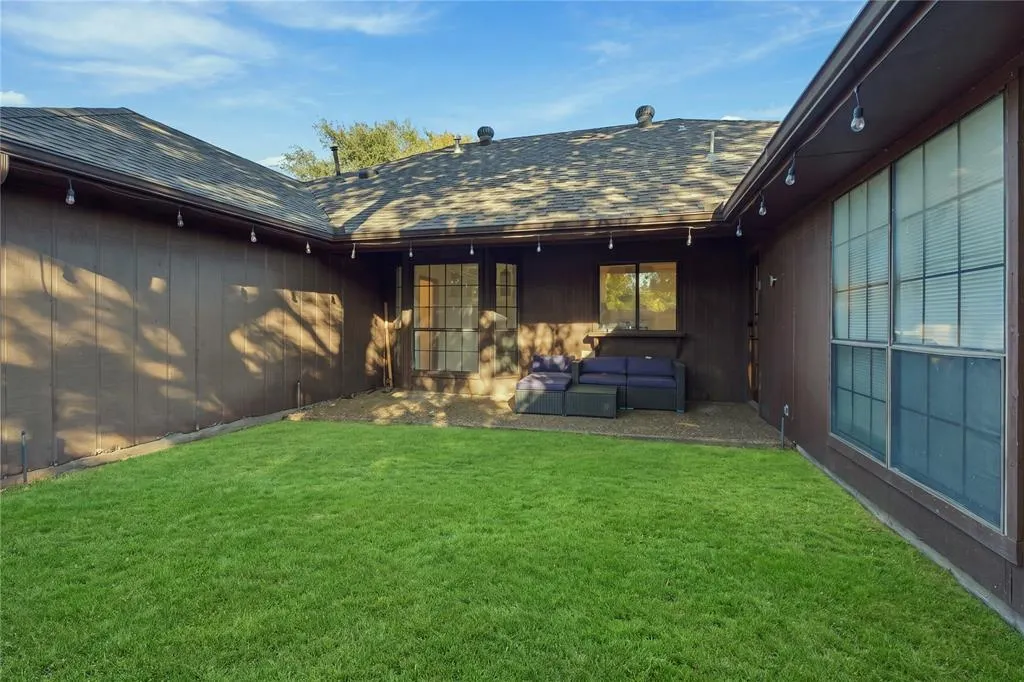 702 Mount Vernon Drive