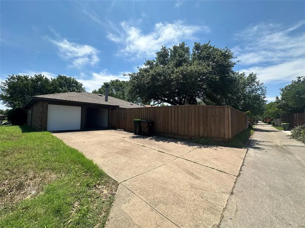 4045 Cavalry Drive