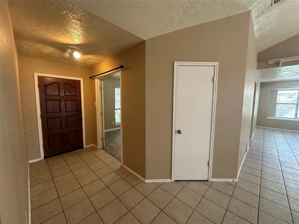 4045 Cavalry Drive
