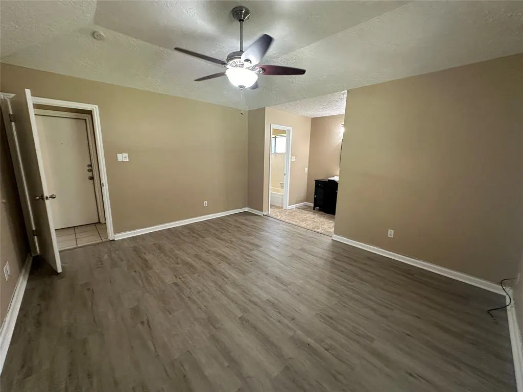 4045 Cavalry Drive