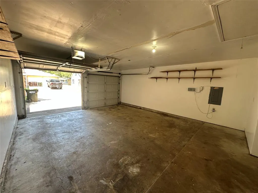 4045 Cavalry Drive