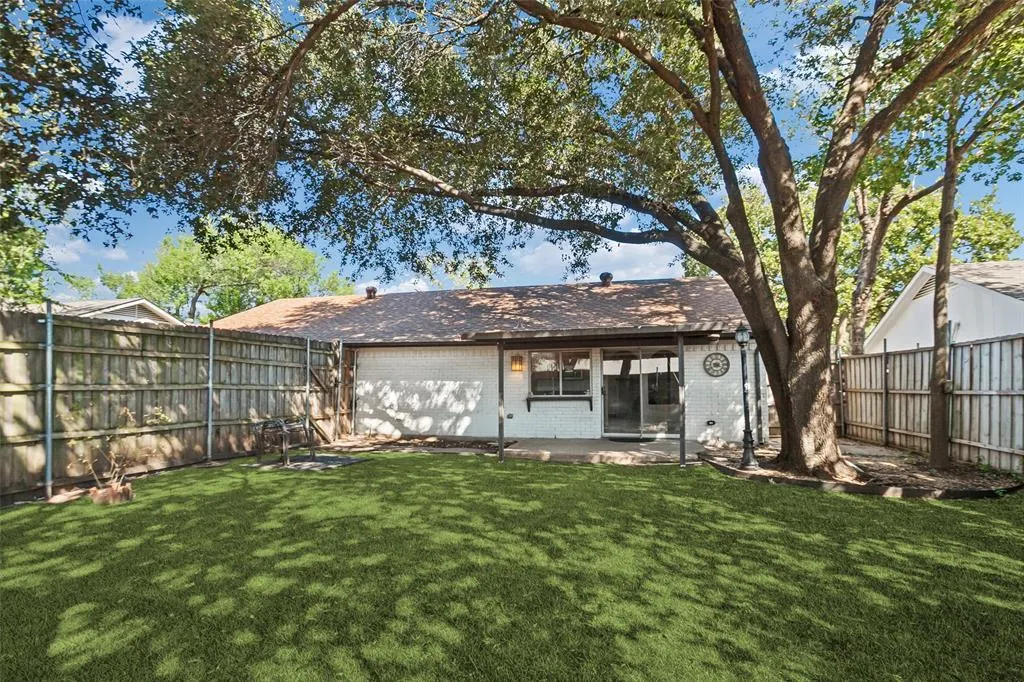 1902 Richland Drive
