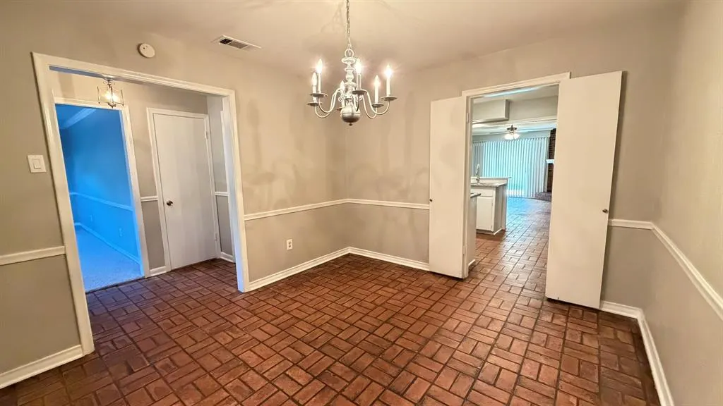 7706 Dentcrest Drive