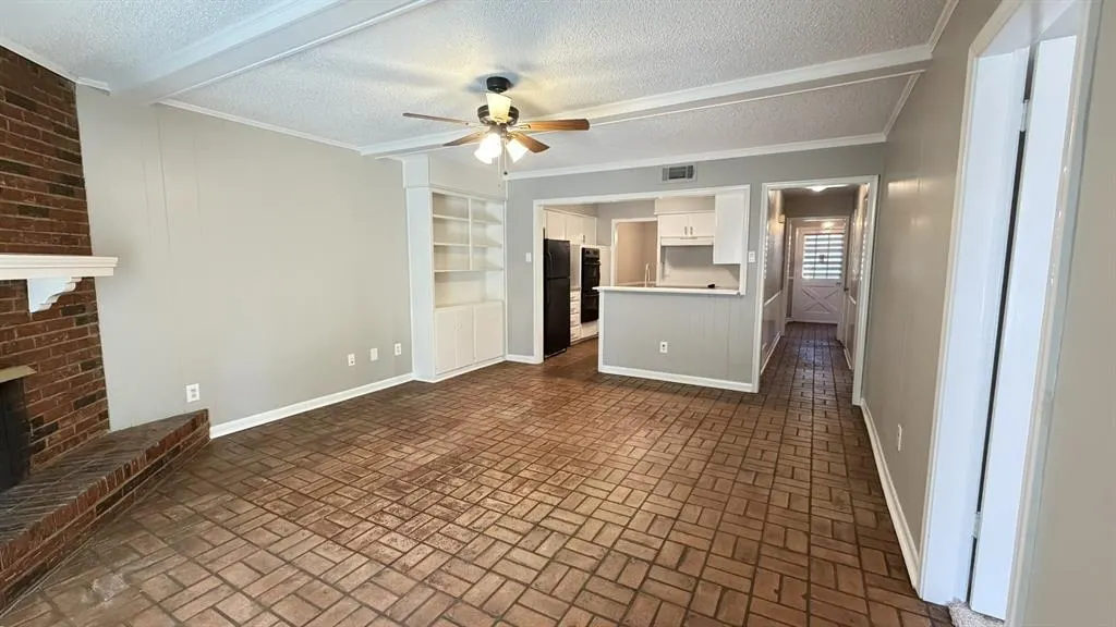7706 Dentcrest Drive