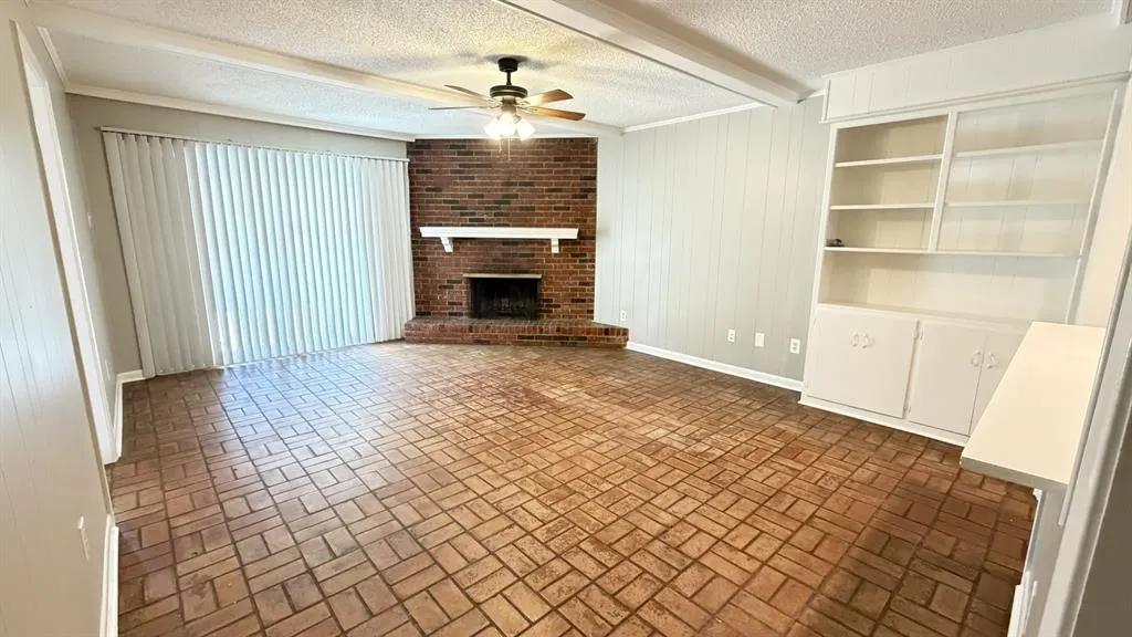 7706 Dentcrest Drive