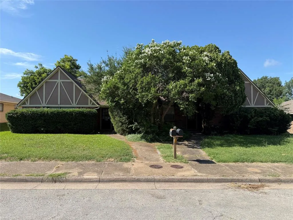 7706 Dentcrest Drive