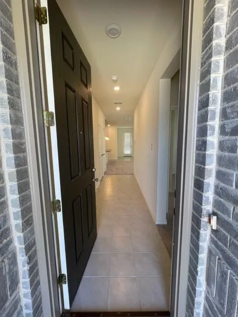 1838 Aslynn Circle