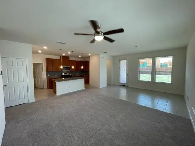 1838 Aslynn Circle
