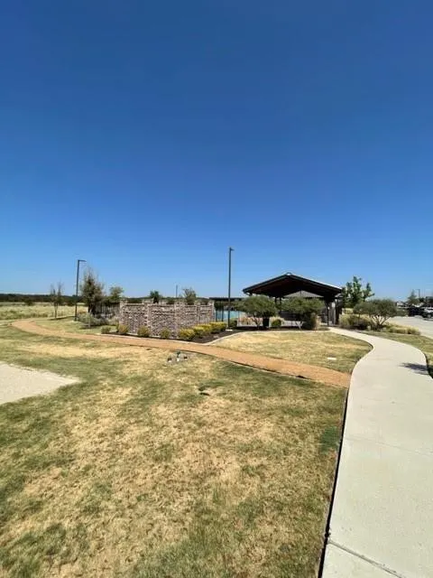 1838 Aslynn Circle