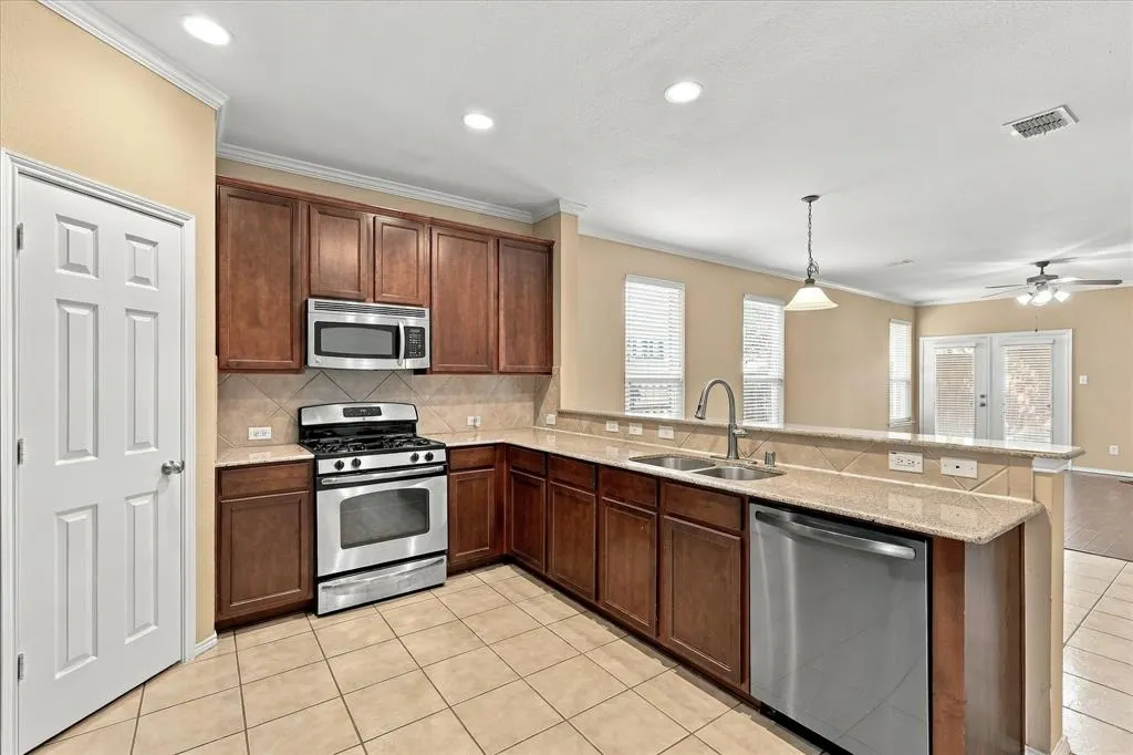 5832 Pebble Ridge Drive