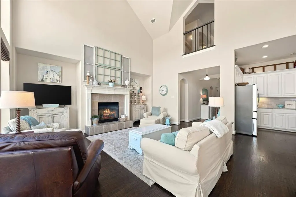 2908 Mountain Creek Drive