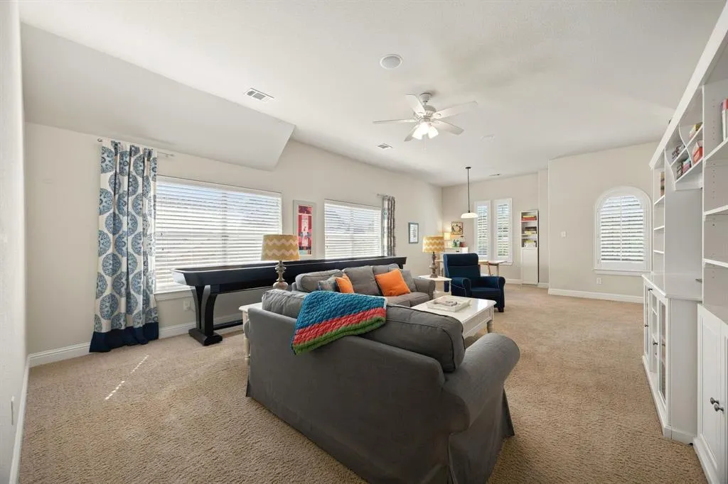 2908 Mountain Creek Drive