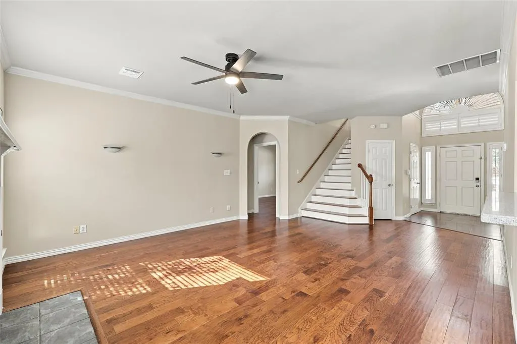 202 Devonshire Court