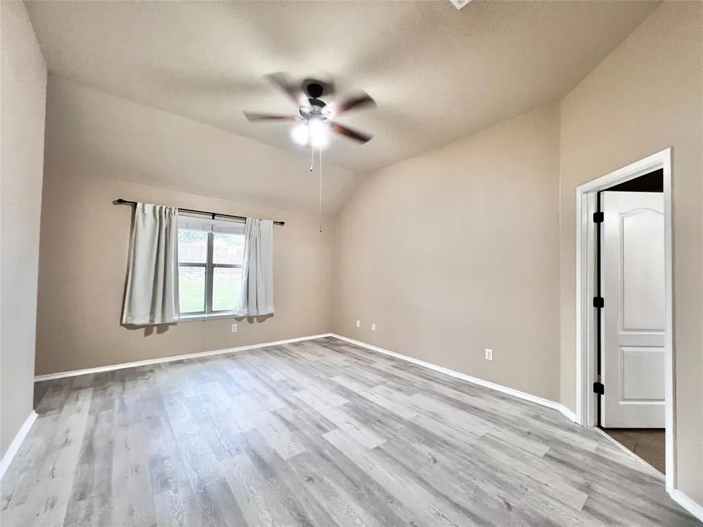5204 Bear Valley Drive