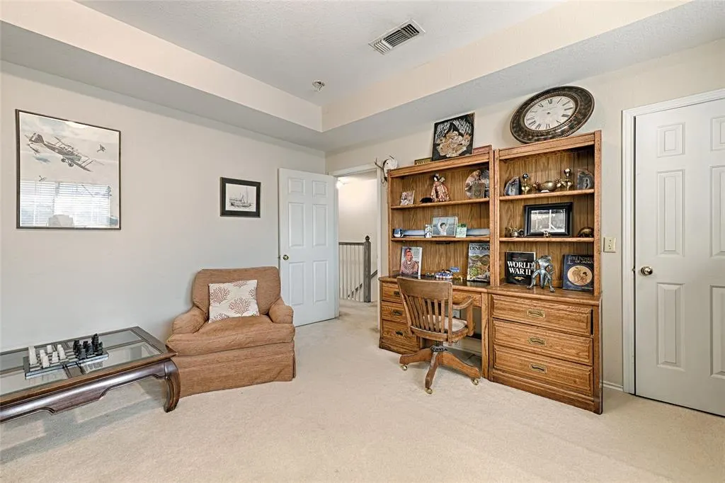 6633 Wickliff Trail