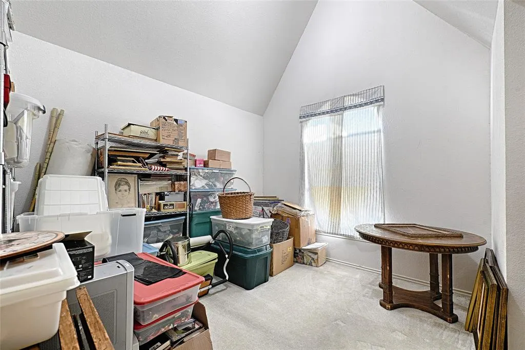 6633 Wickliff Trail