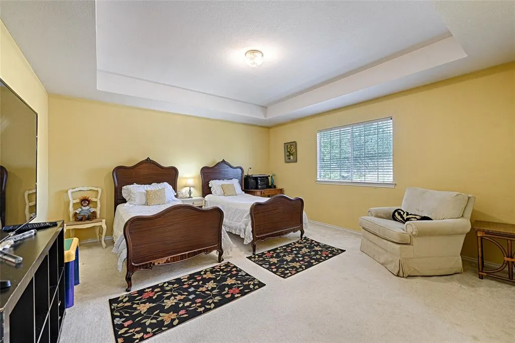 6633 Wickliff Trail