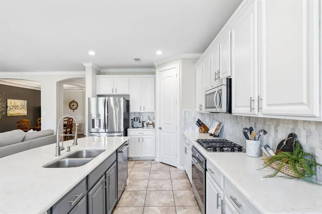 421 Komron Court
