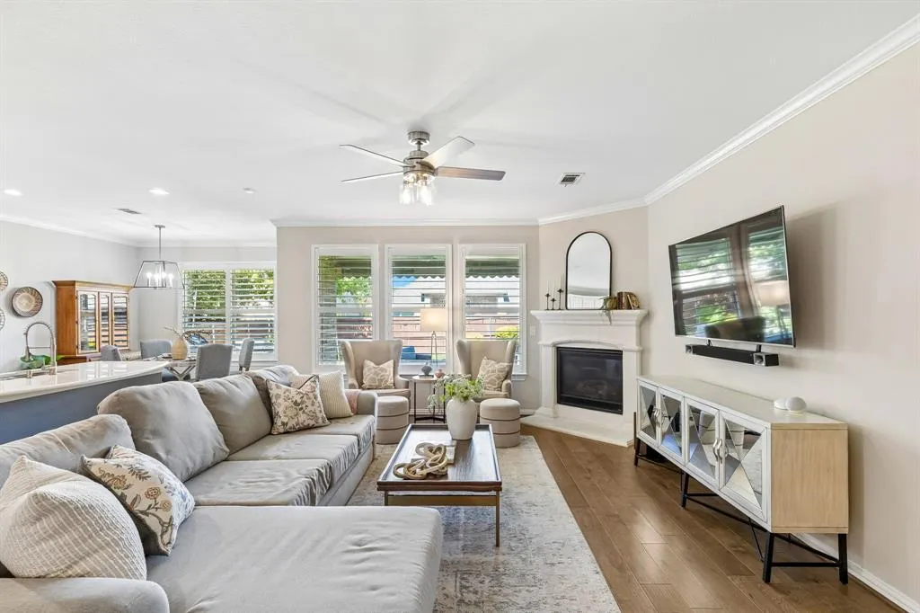 421 Komron Court