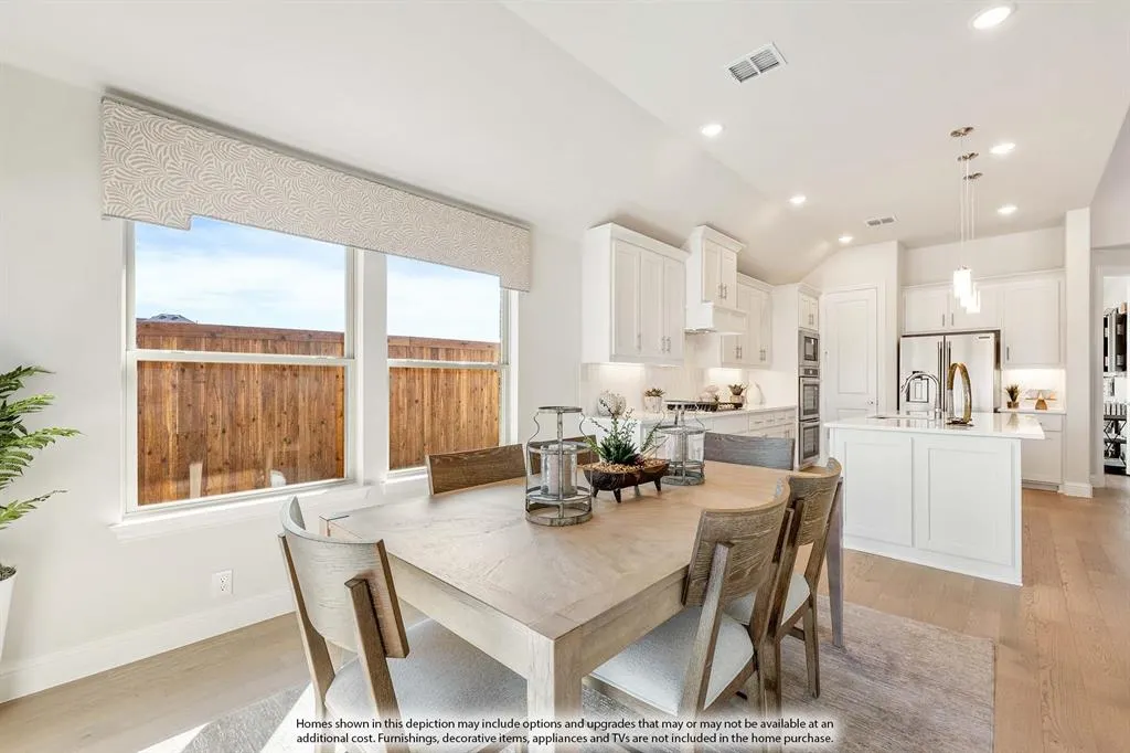 4012 Clingsman Way