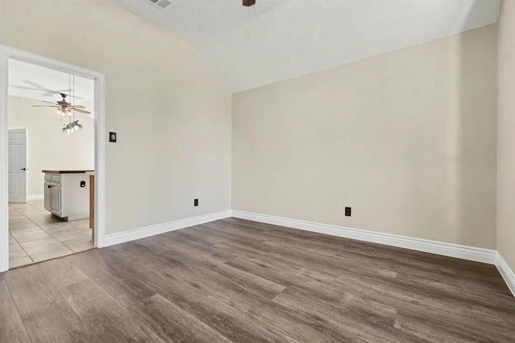 607 Grimsworth Court