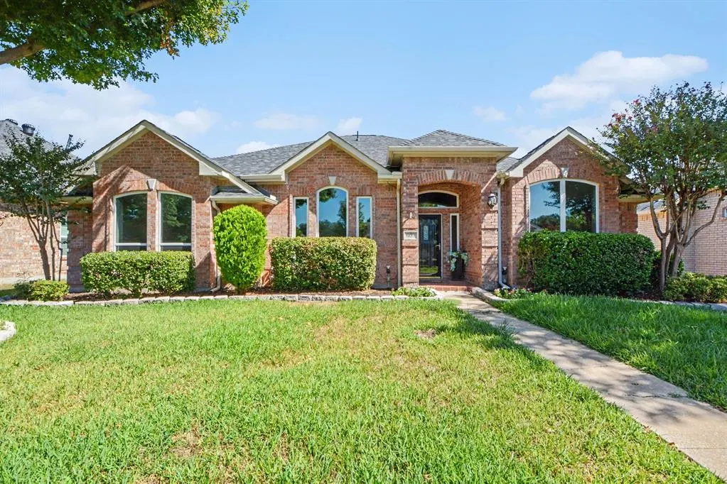 607 Grimsworth Court