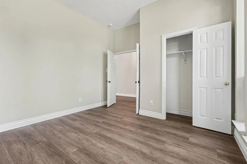 607 Grimsworth Court