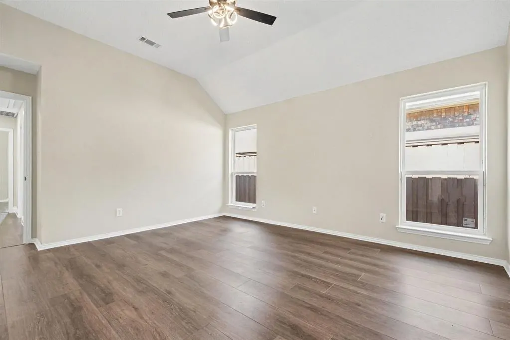 607 Grimsworth Court