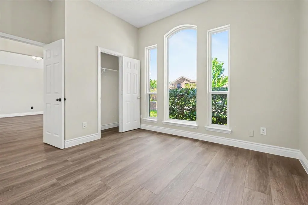 607 Grimsworth Court