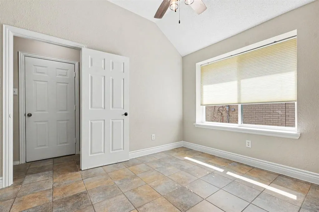 607 Grimsworth Court