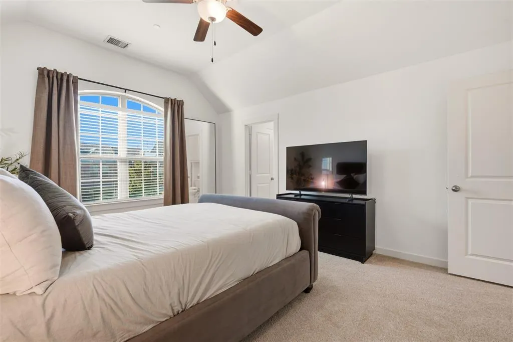 2725 Starburst Drive