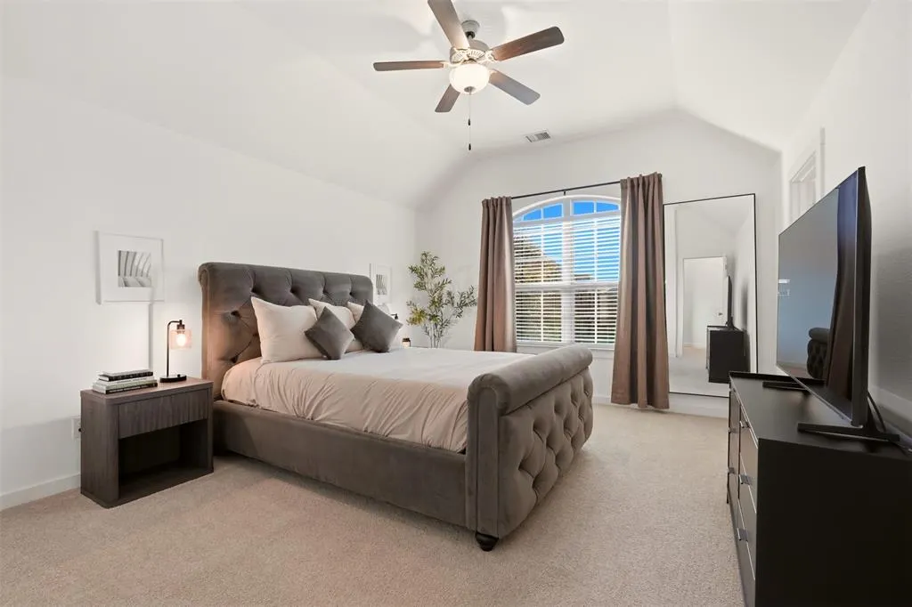 2725 Starburst Drive