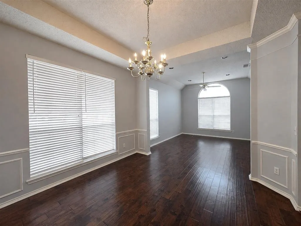 10512 Napa Valley Drive