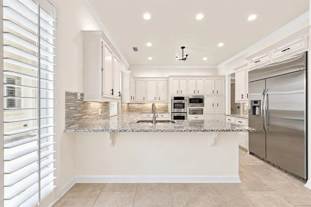 4612 Saxon Drive
