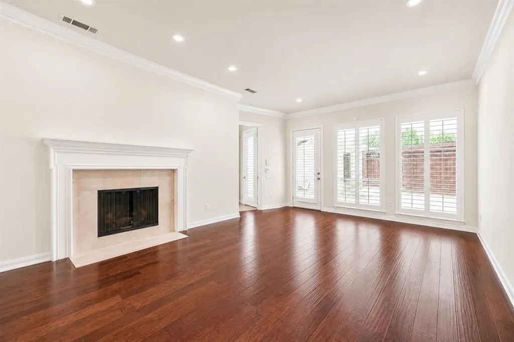 4612 Saxon Drive