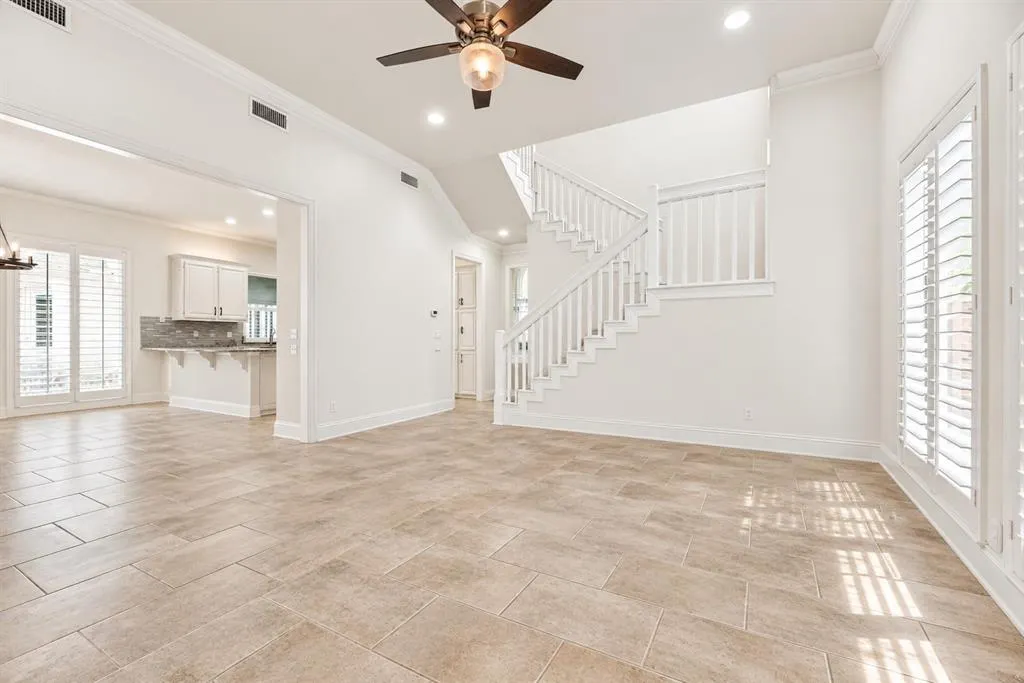 4612 Saxon Drive