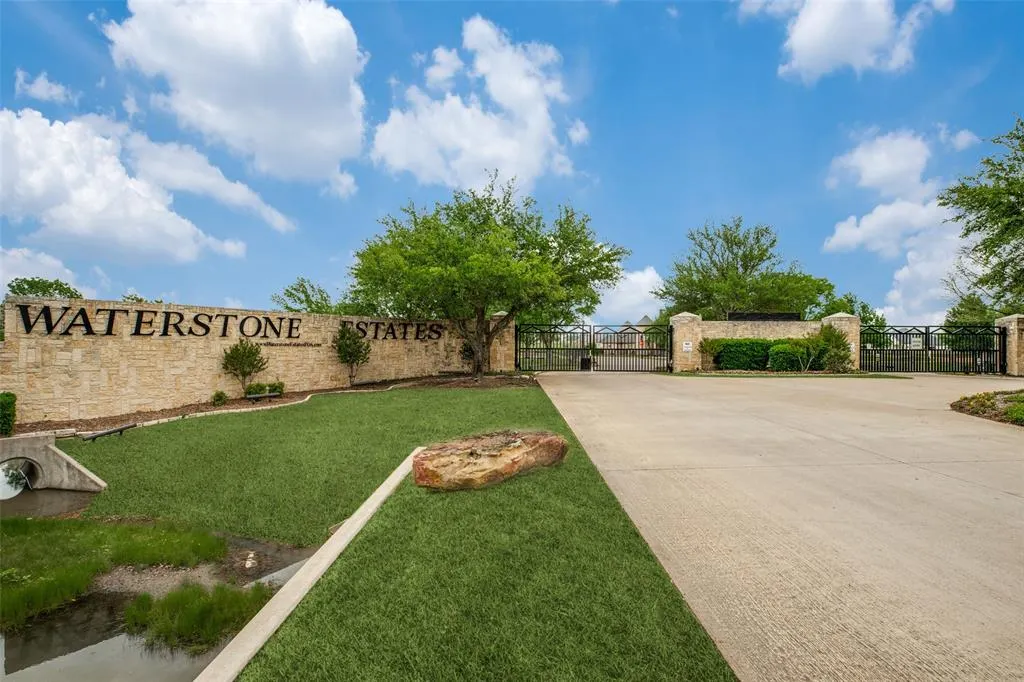 C-14 Waterstone Estates