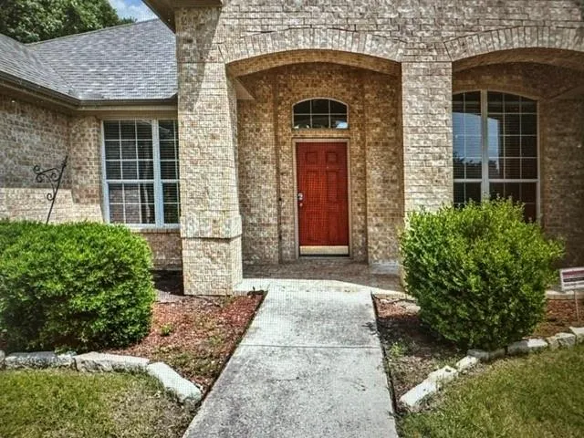 1601 Long Prairie Court