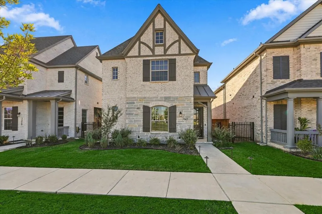 3567 Honeycutt Drive