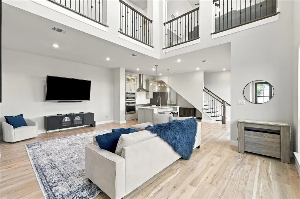3567 Honeycutt Drive