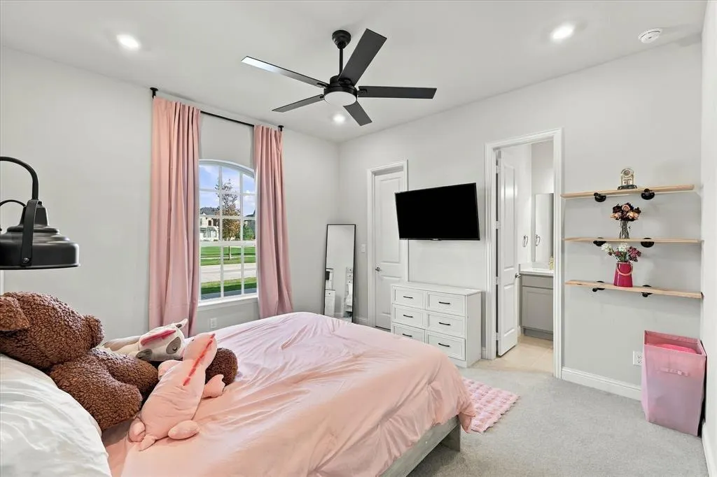 3567 Honeycutt Drive