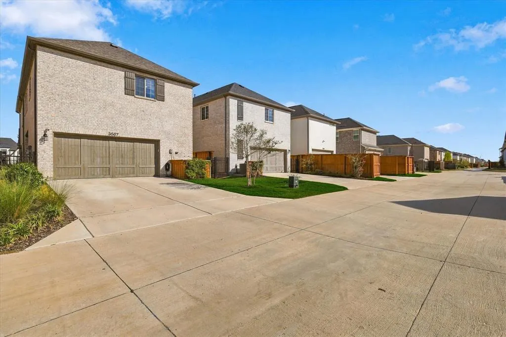3567 Honeycutt Drive