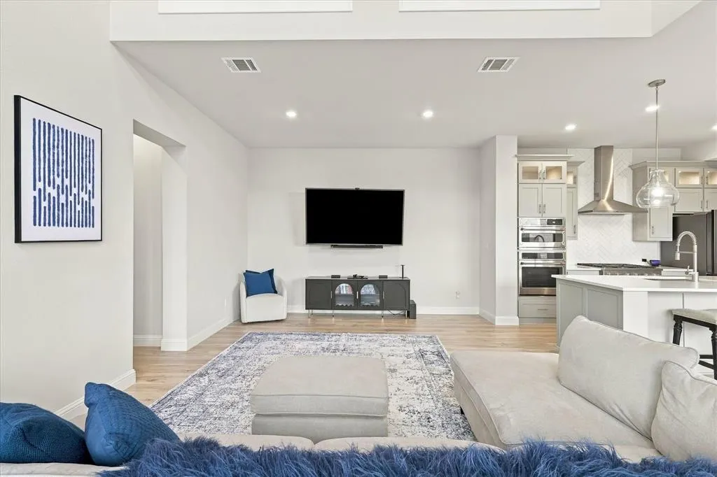 3567 Honeycutt Drive