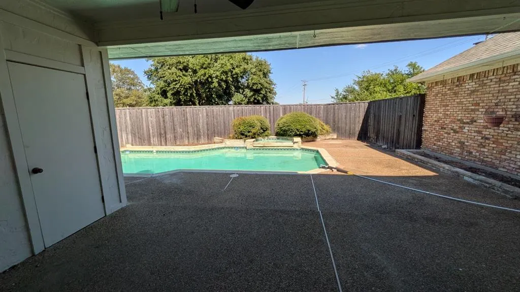 3101 Sandy Trail Lane