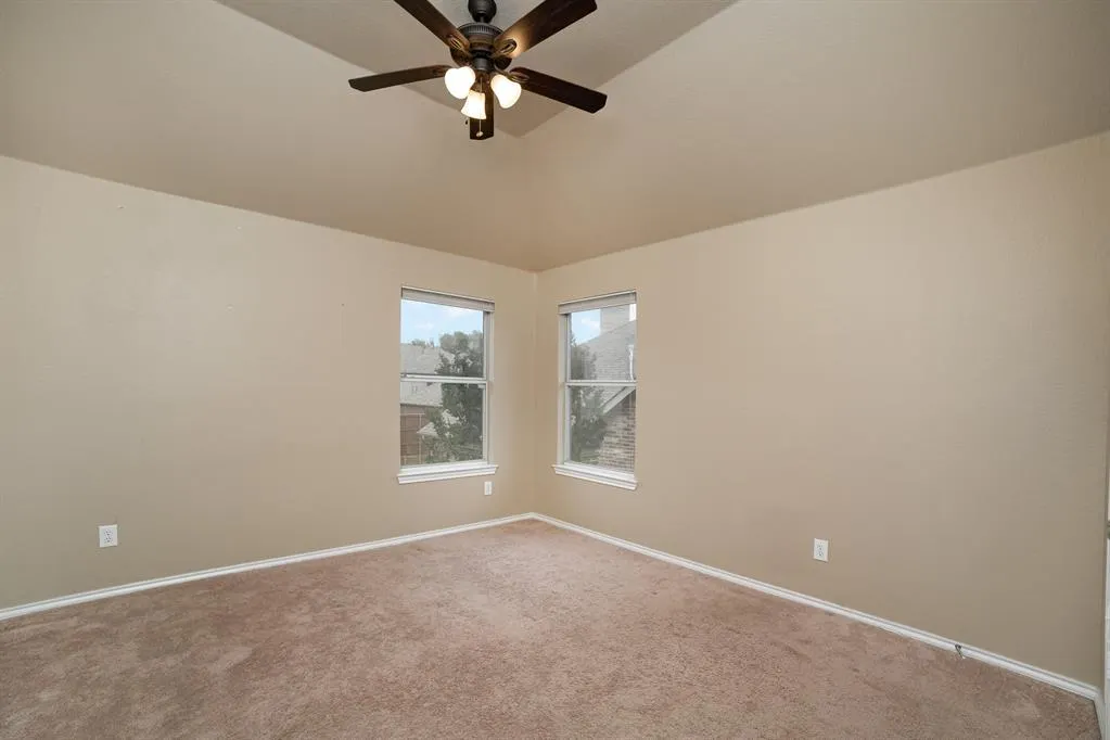 1800 Montura Lane